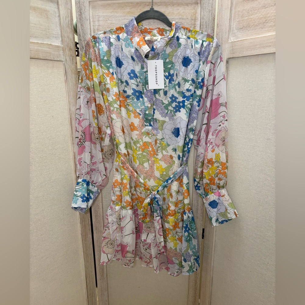 Multicolor Floral Sheer Sleeve Mini Dress NWT sz M